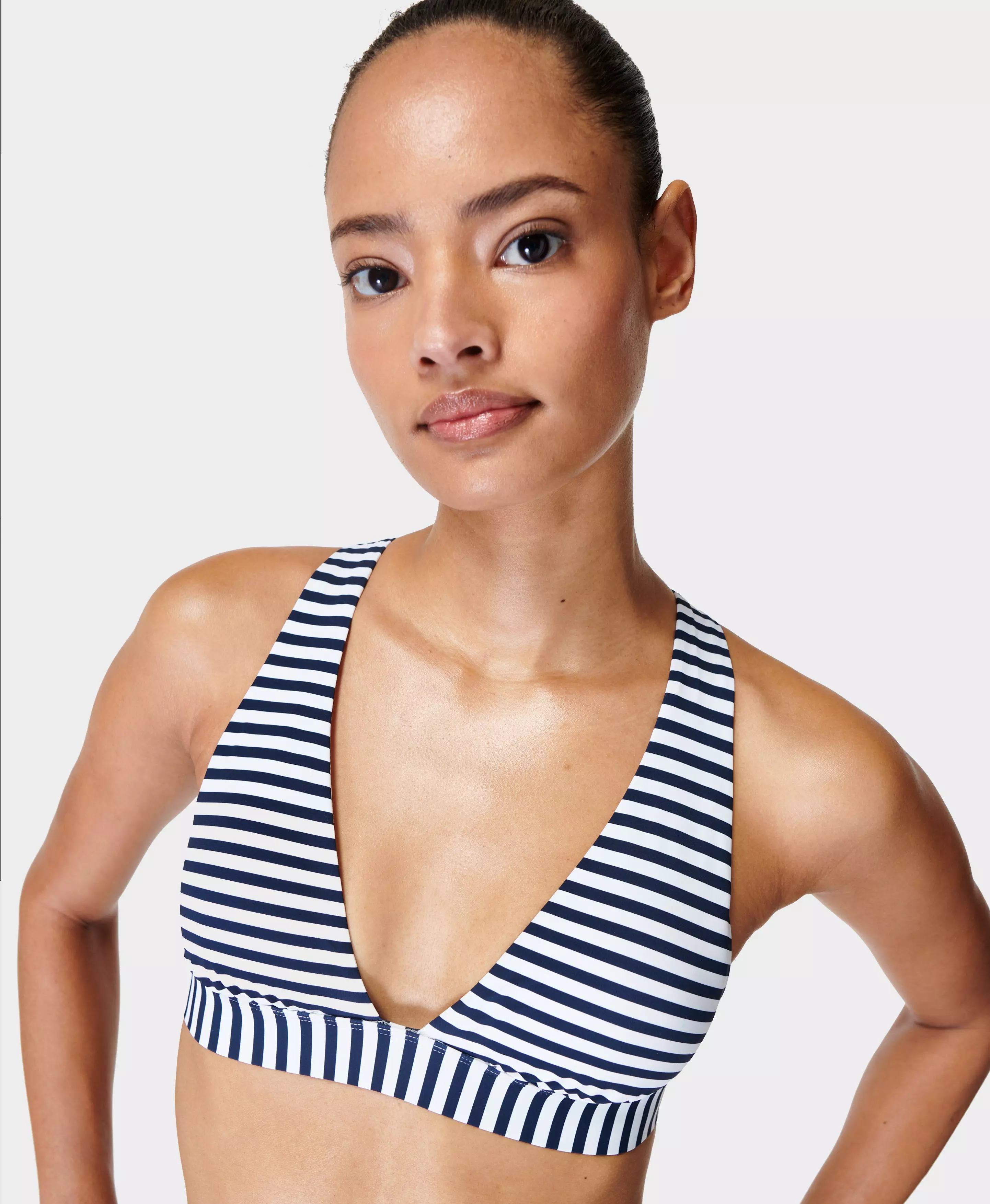 Overeenkomstig hemel vitamine Peninsula Xtra Life Bikini Top - navybluewhitestripe | Women's Swimsuits &  Bikinis | www.sweatybetty.com