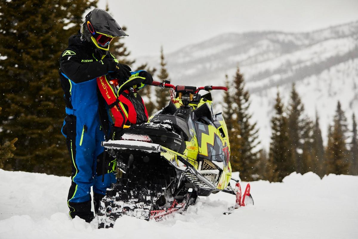 Four Points of Snowmobile Safety to mitigate avalanche danger