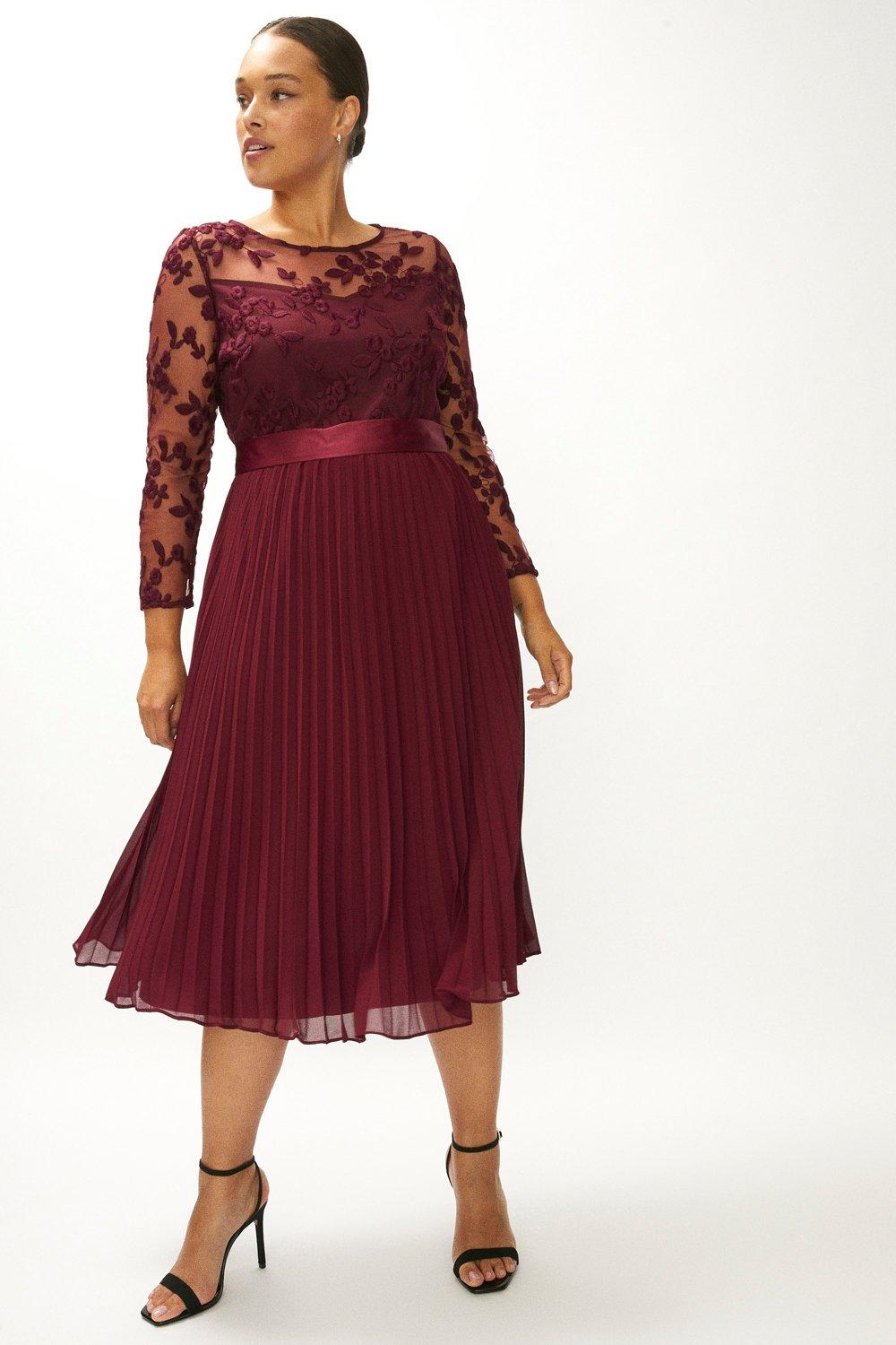 Plus Size Embroidered Long Sleeve Midi Dress - Aubergine