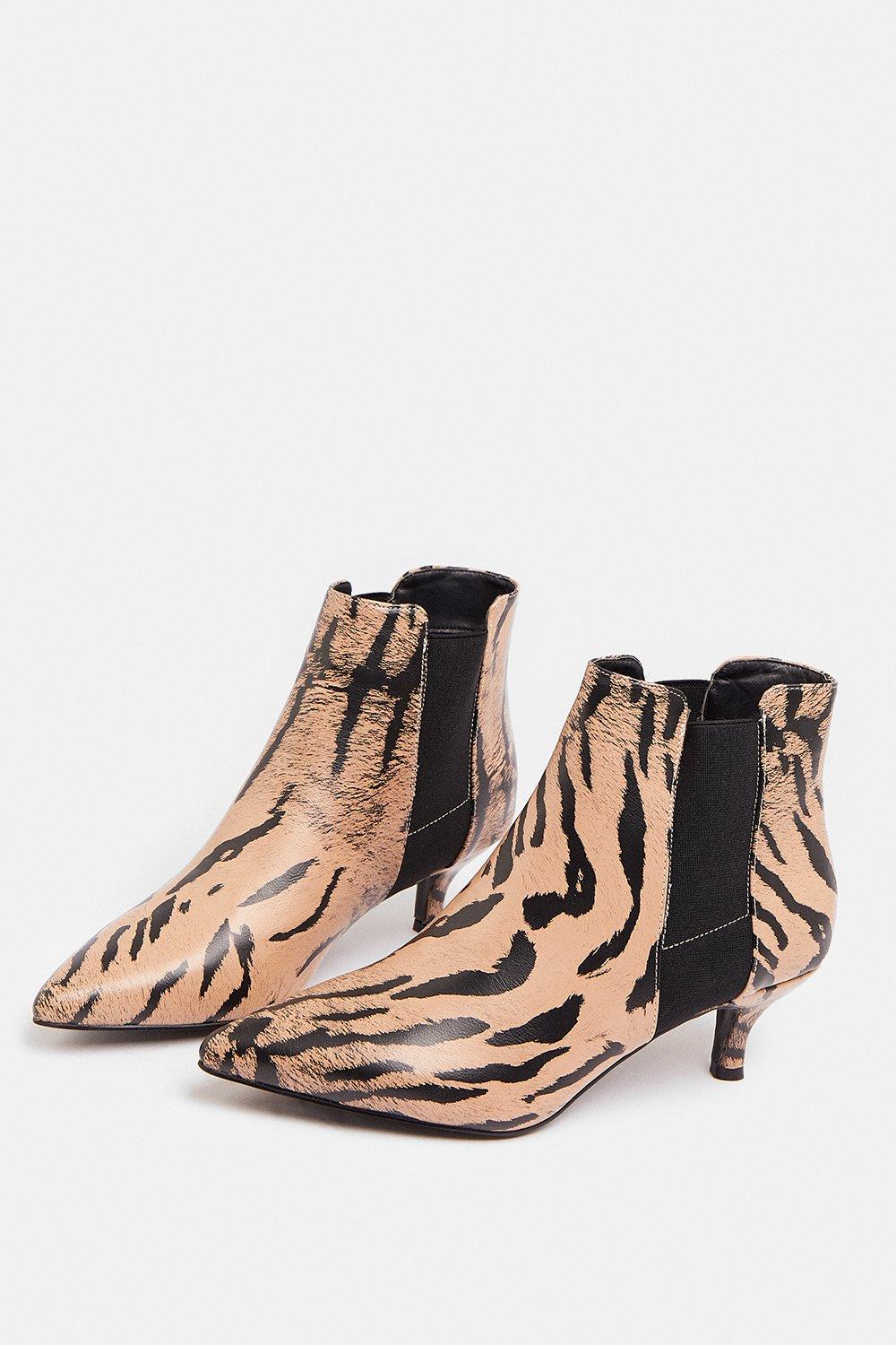 tan kitten heel boots