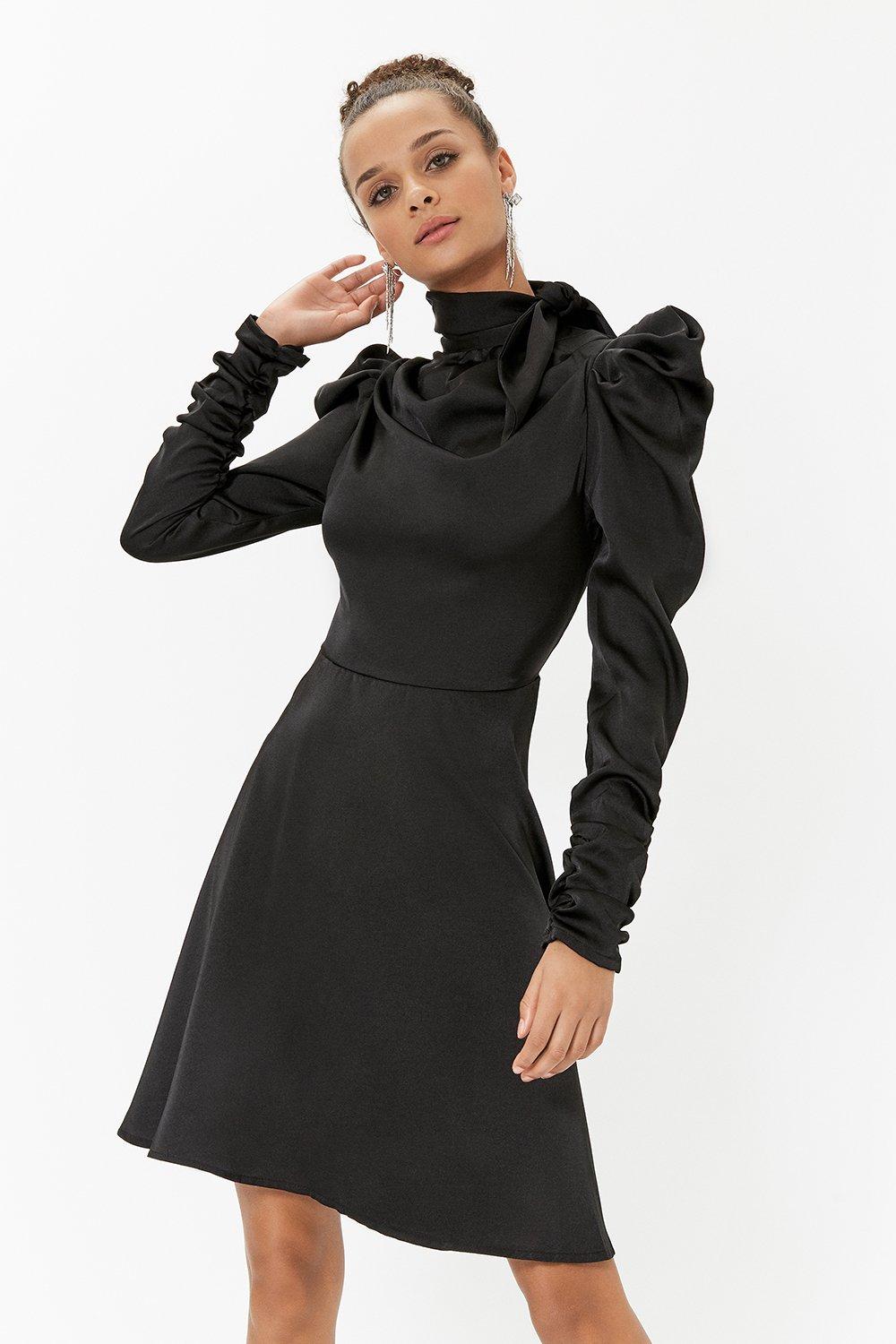 black pussybow dress