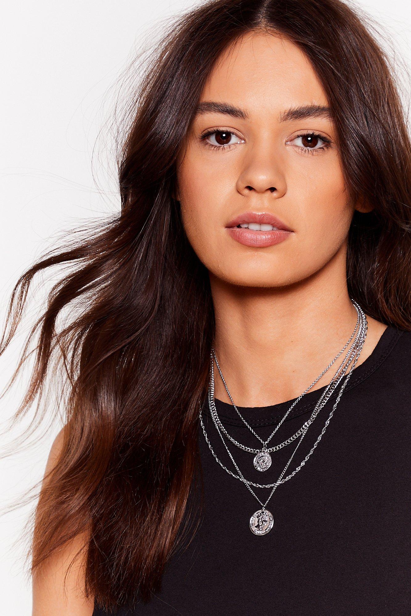 Recyclé - Collier 4 Rangs Superposé Éco-Responsable À Médaillons - Gris - One Size, Gris