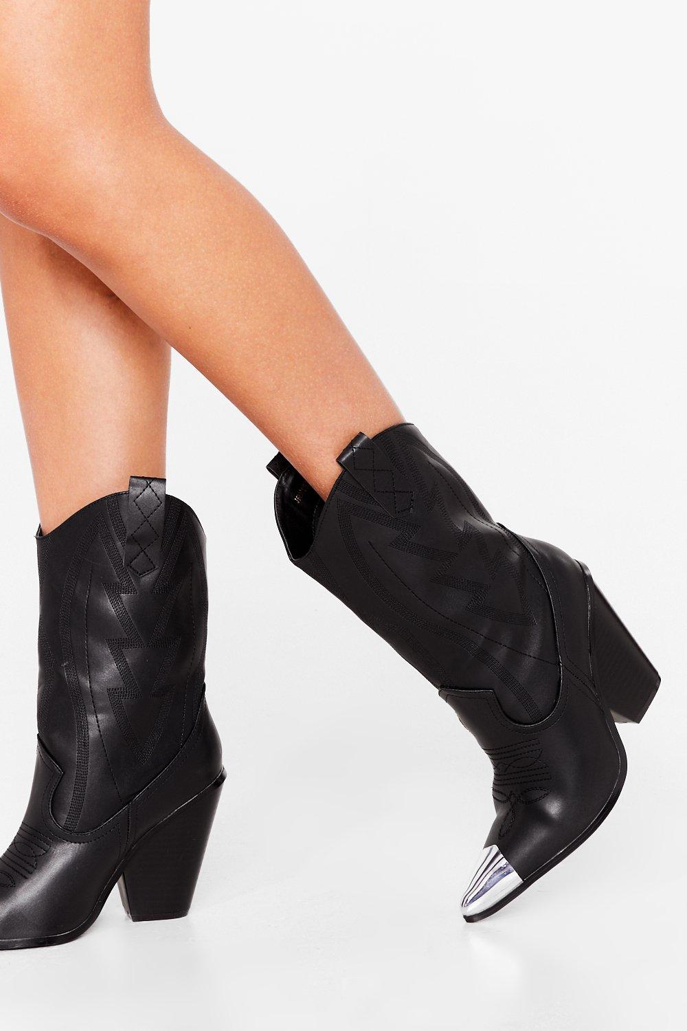bottines bout metallique