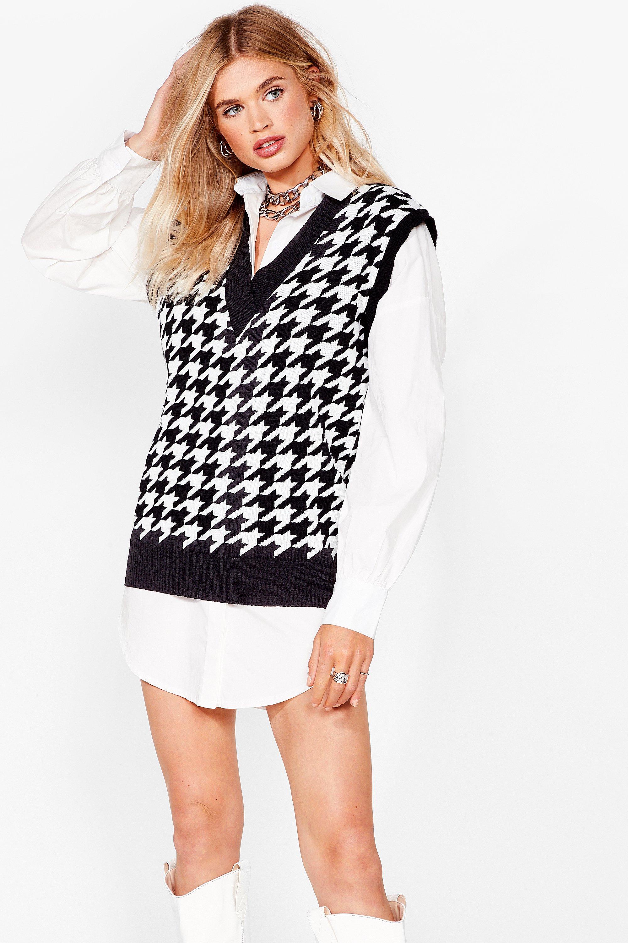 dogtooth knitted vest