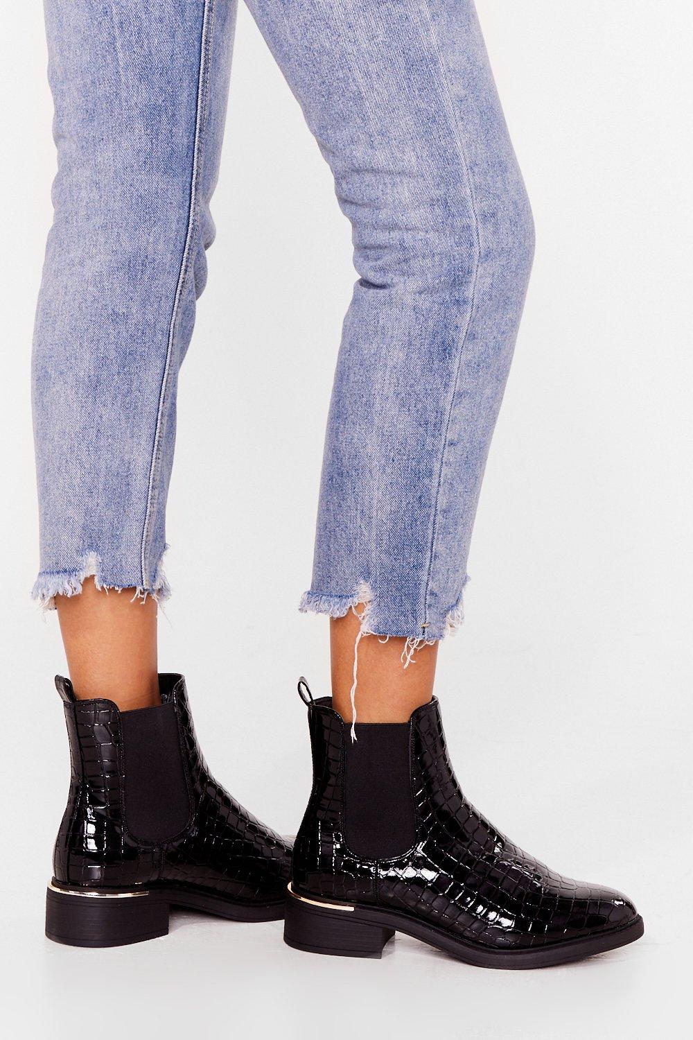 chelsea boot ankle fit