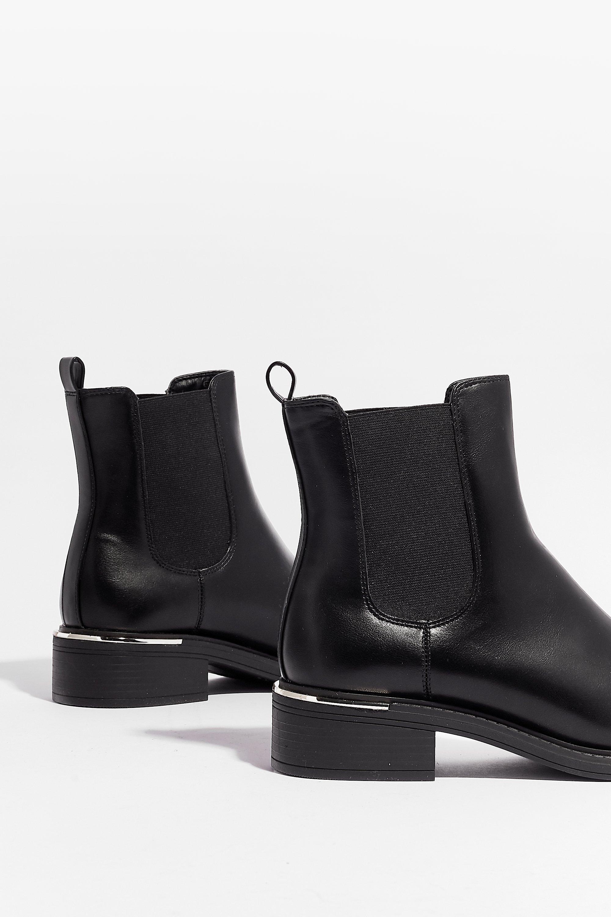 wide chelsea boots