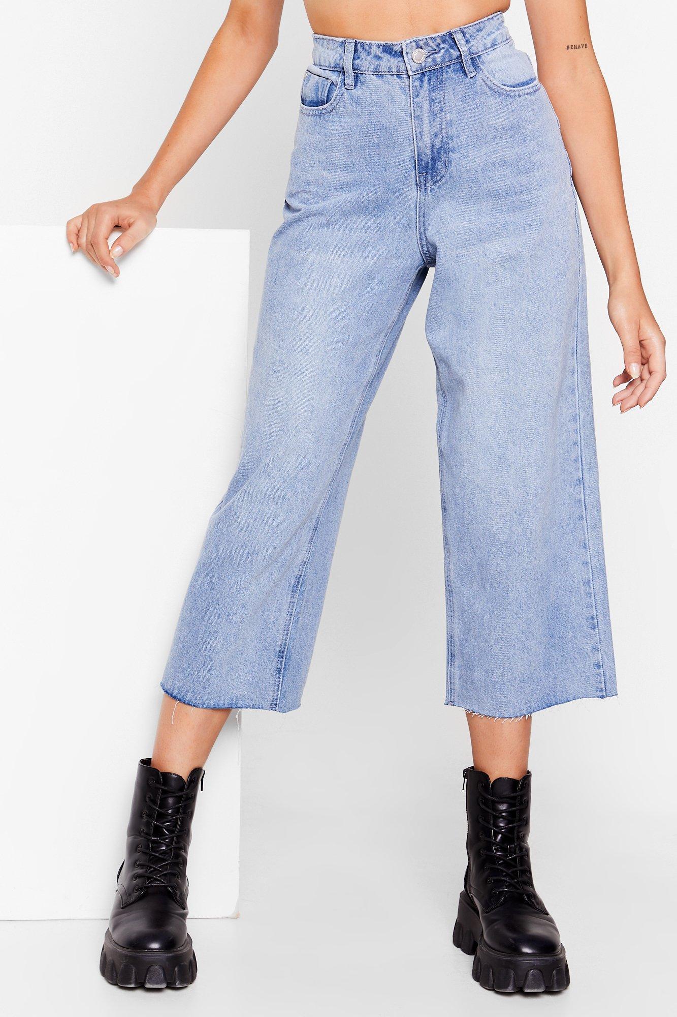 wide leg frayed cropped jeans