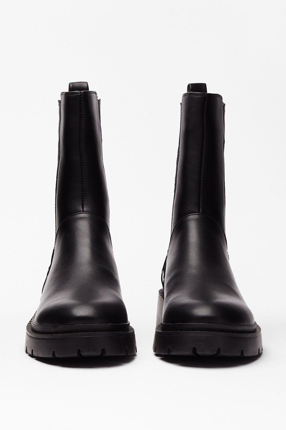 black chelsea work boots