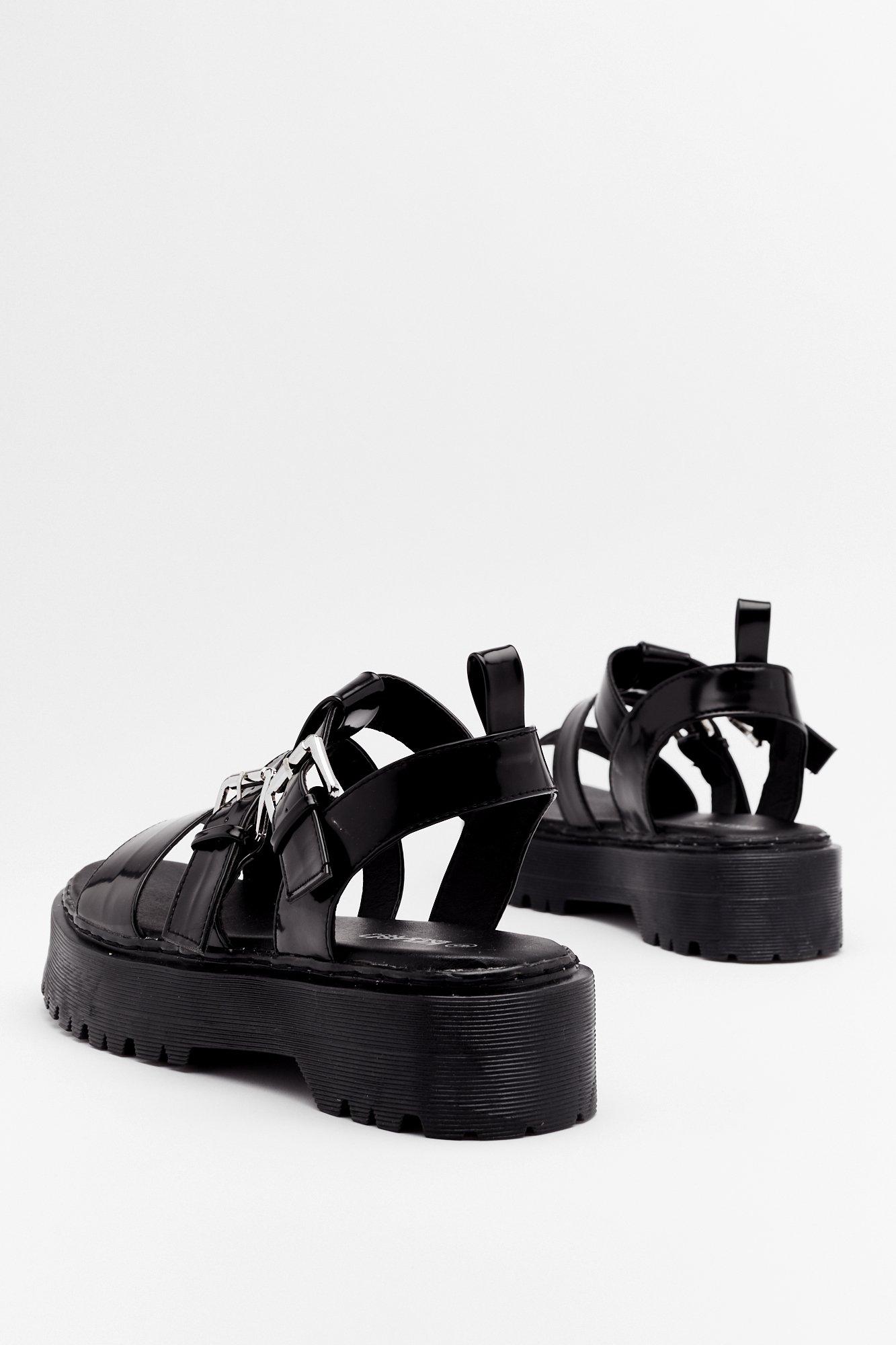 buckle chunky sandals