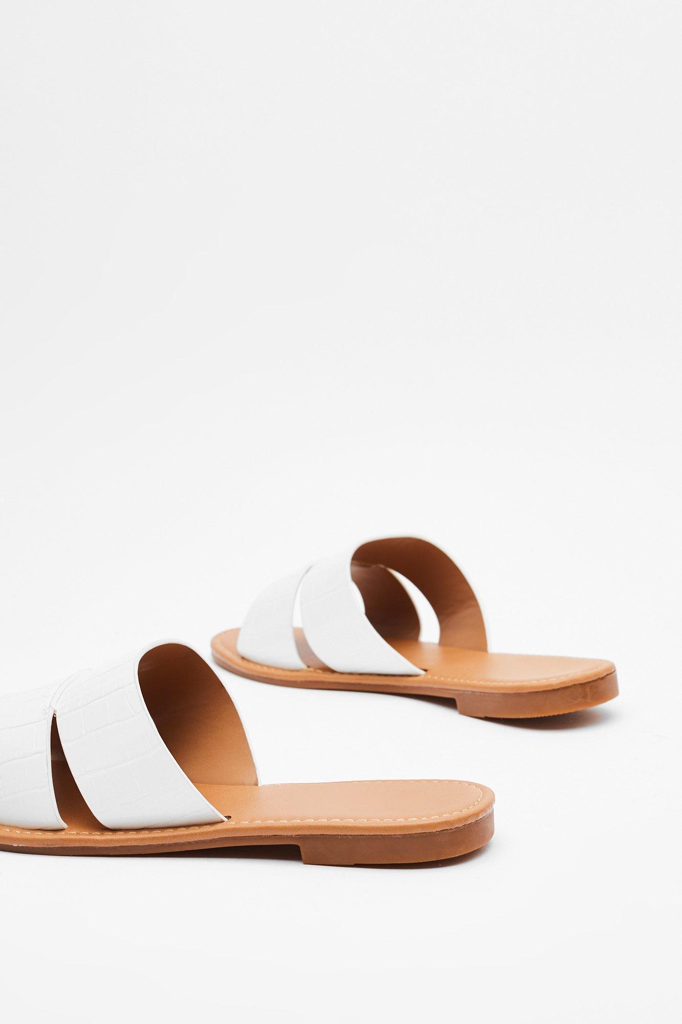 mule flip flops