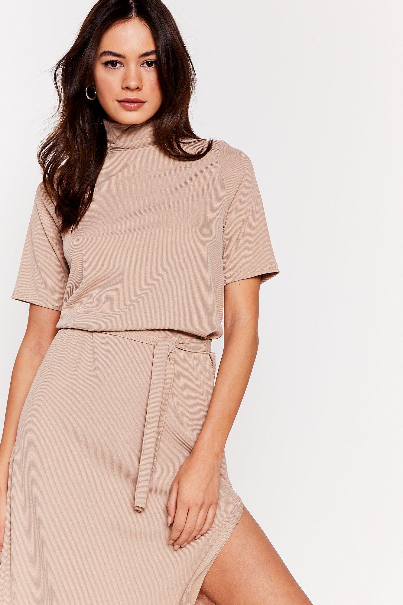 tee bt belted midi dress