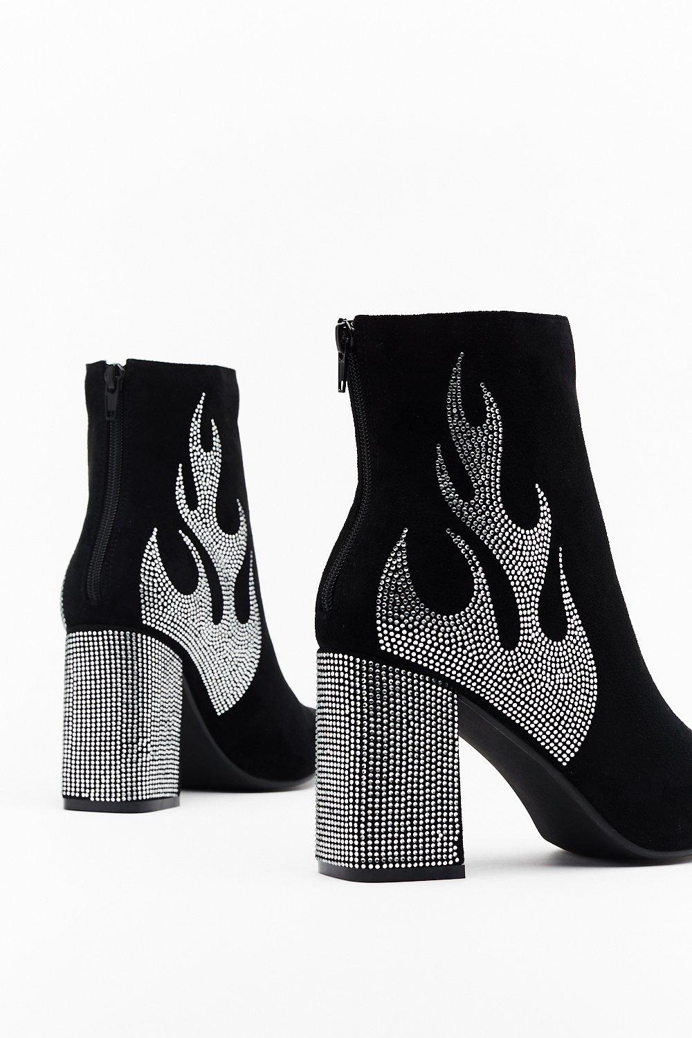 diamante boots