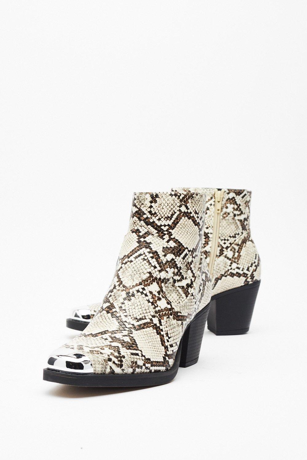 wide snake boots
