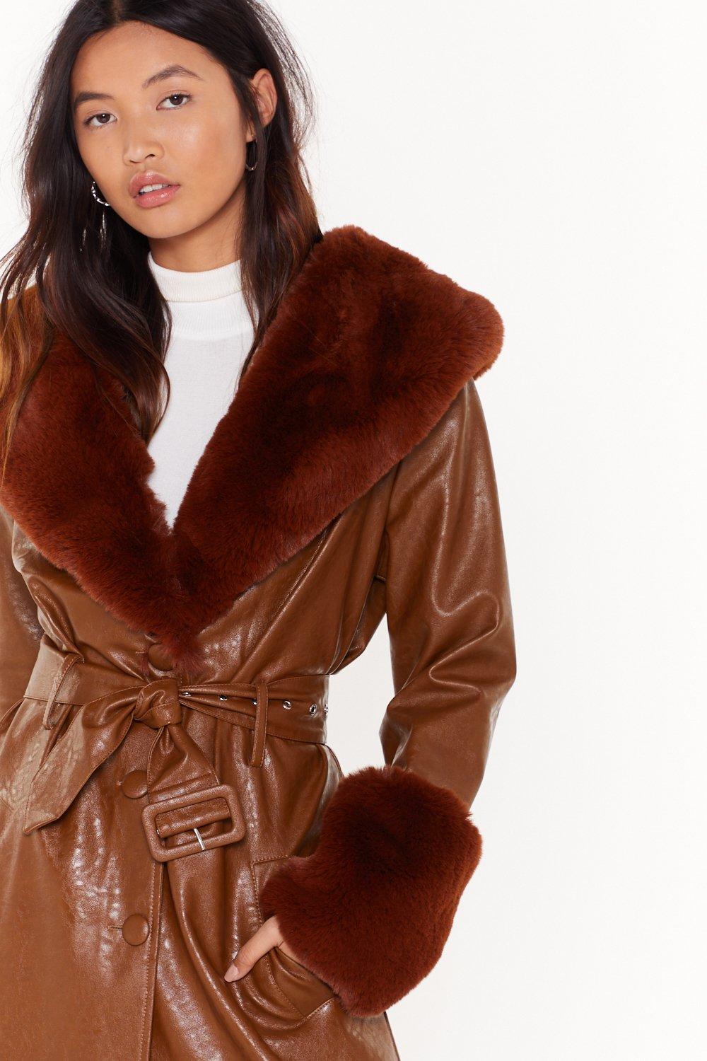 fluffy collar coat