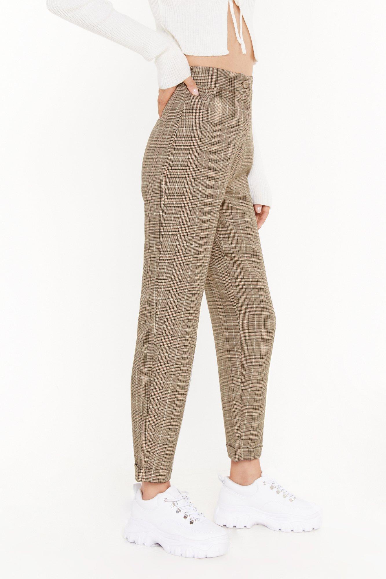 plaid tapered trousers