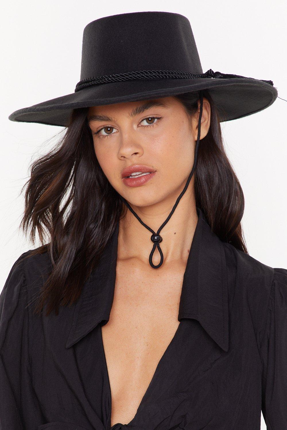 round wide brim hat