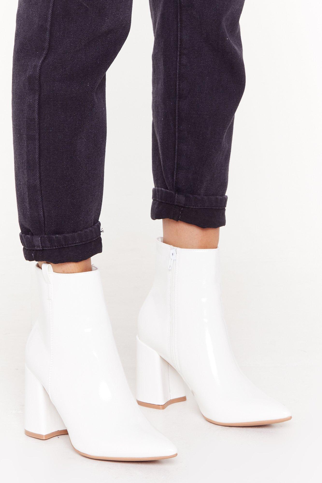 pointed ankle boots