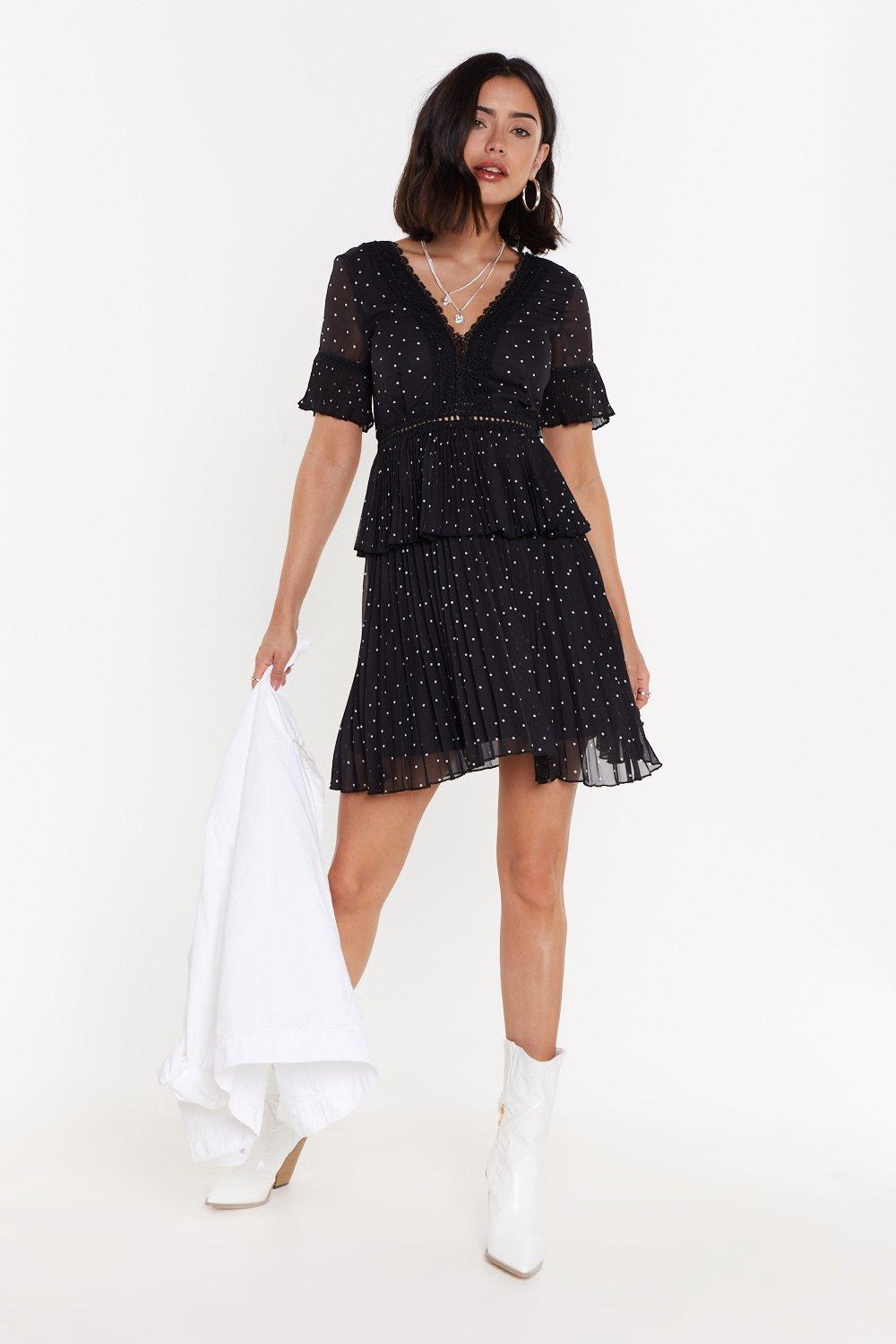 polka dot dress ruffle