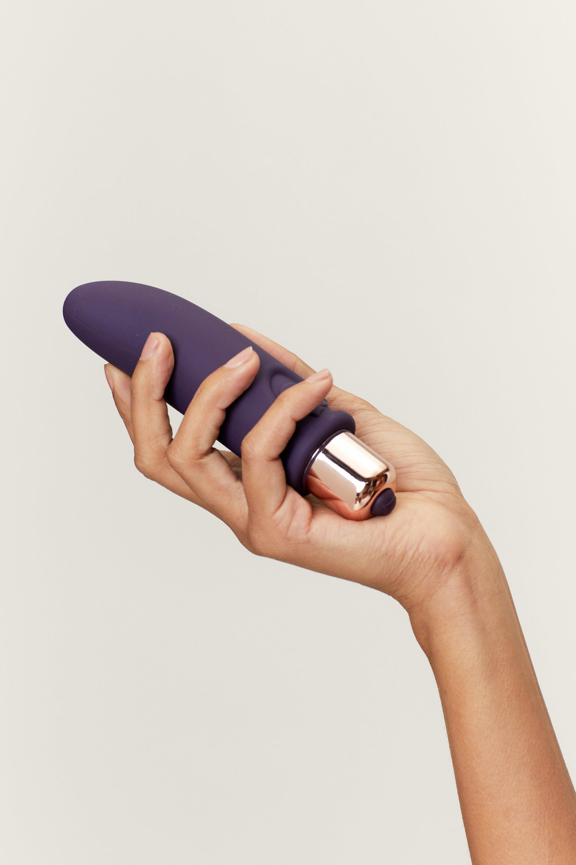 Purple Nailed It Vibrator and G-Spot Stimulator Set alternative image