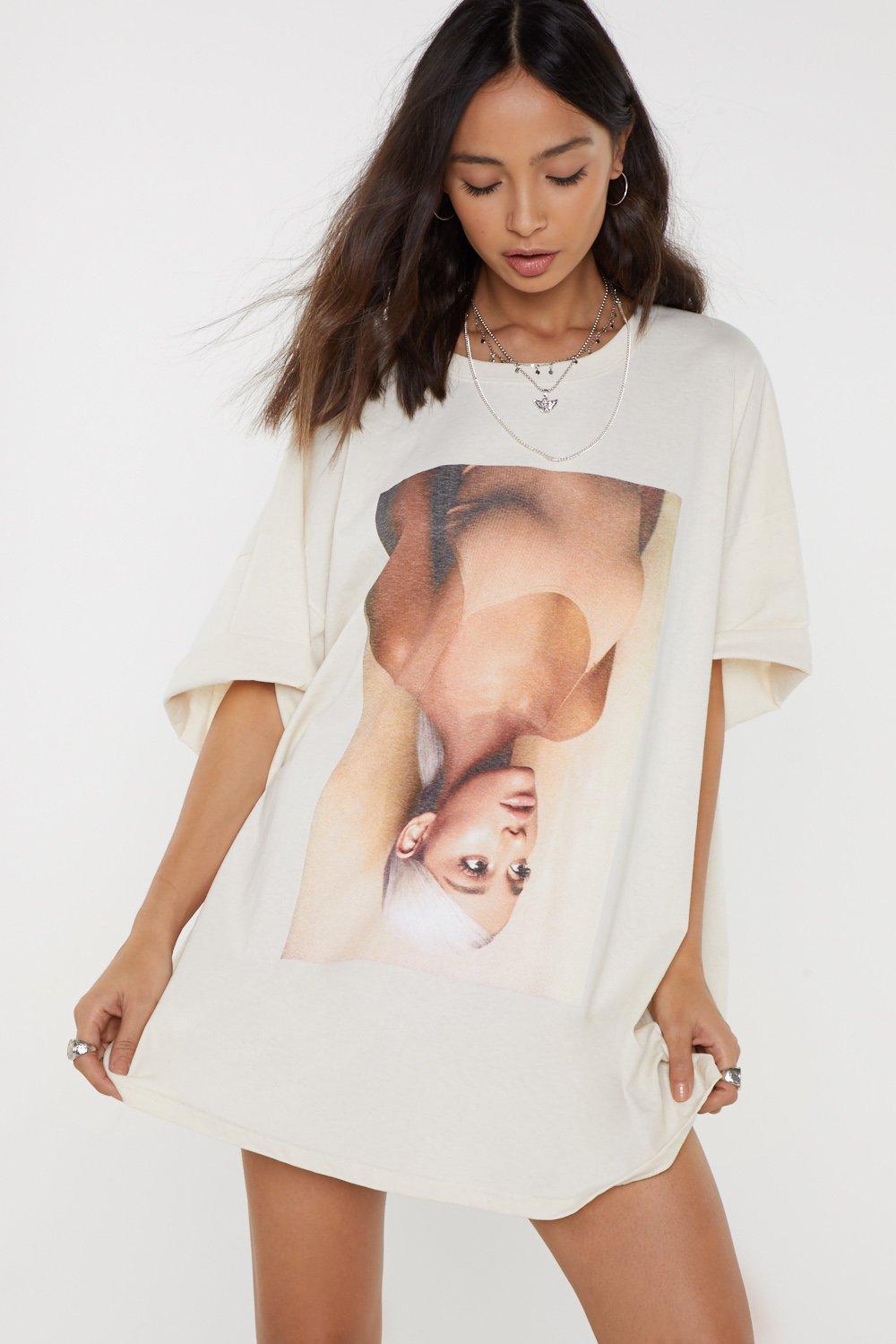 ariana t shirt dress