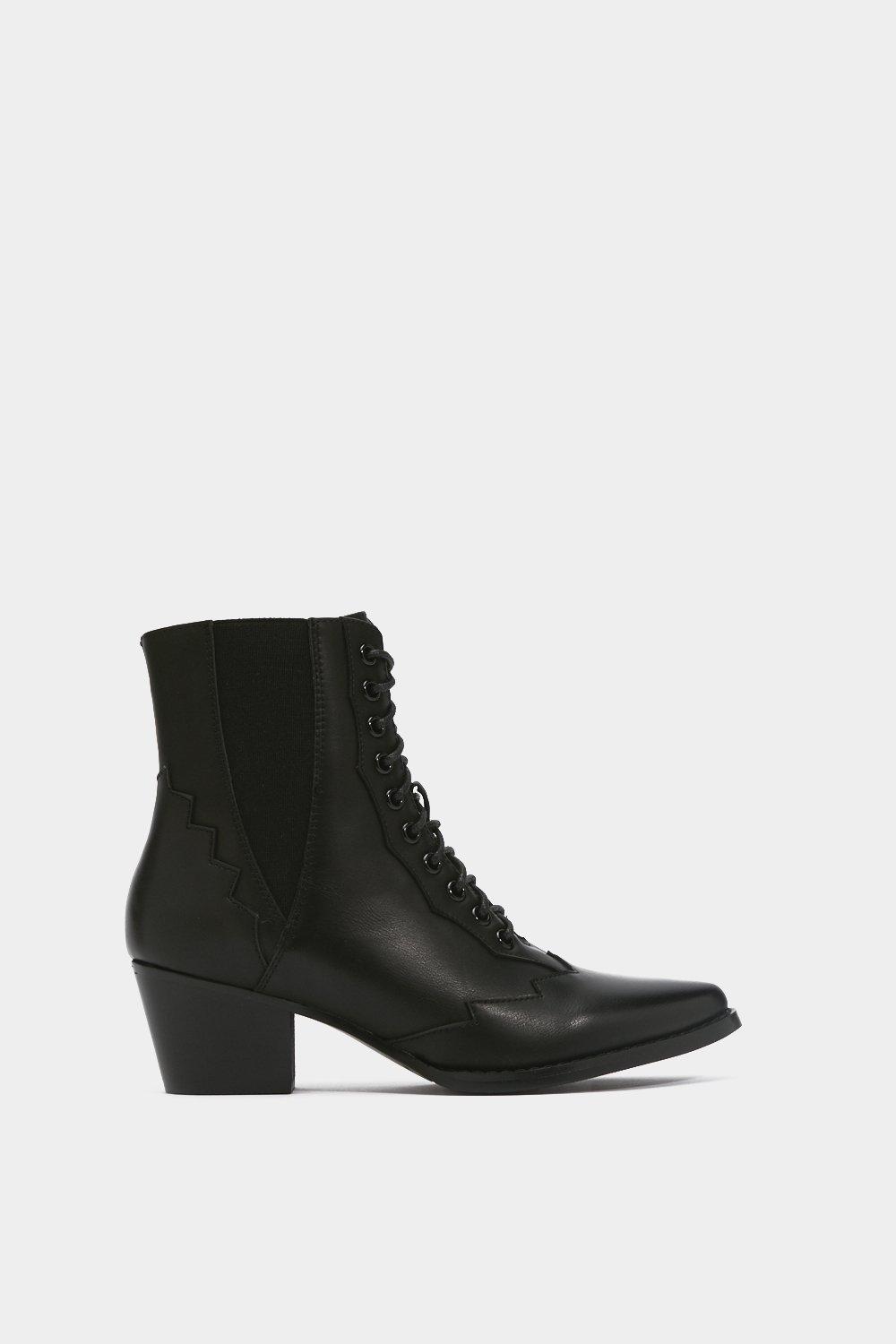 bottines victoriennes lacets