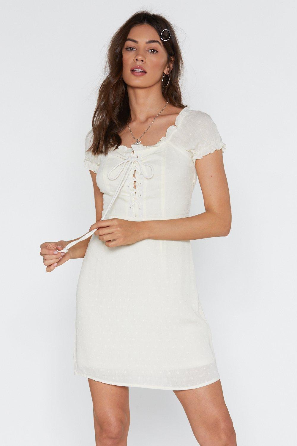 white lace puff sleeve dress