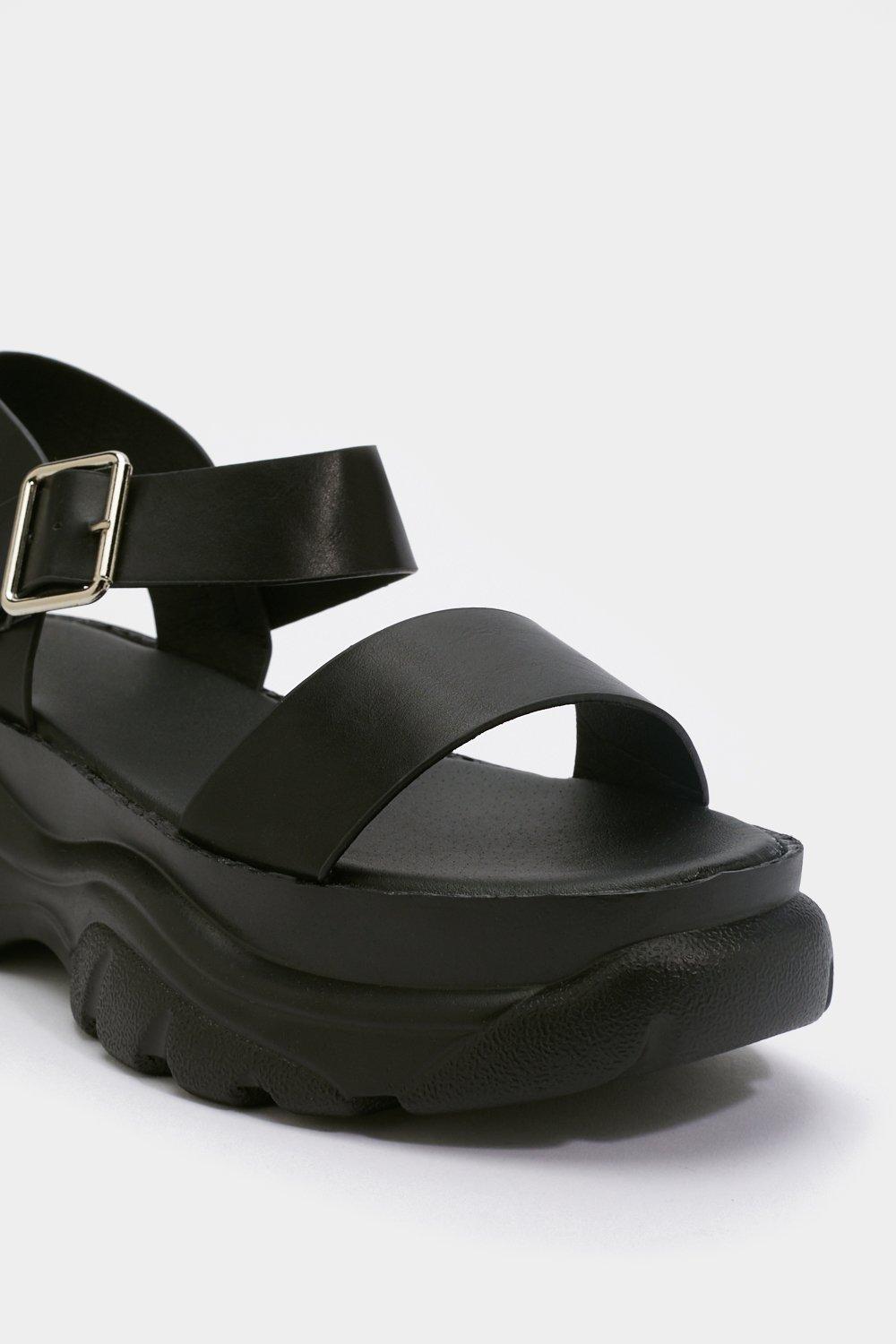 flatform chunky sandals