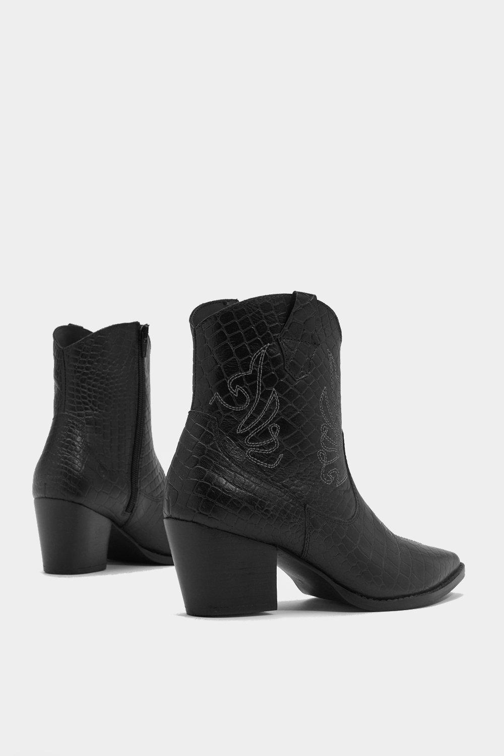black embroidered cowboy boots