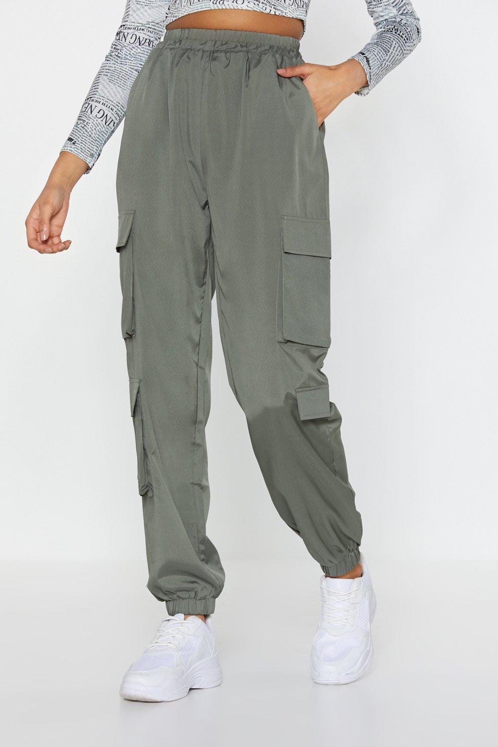 deep pocket cargo pants