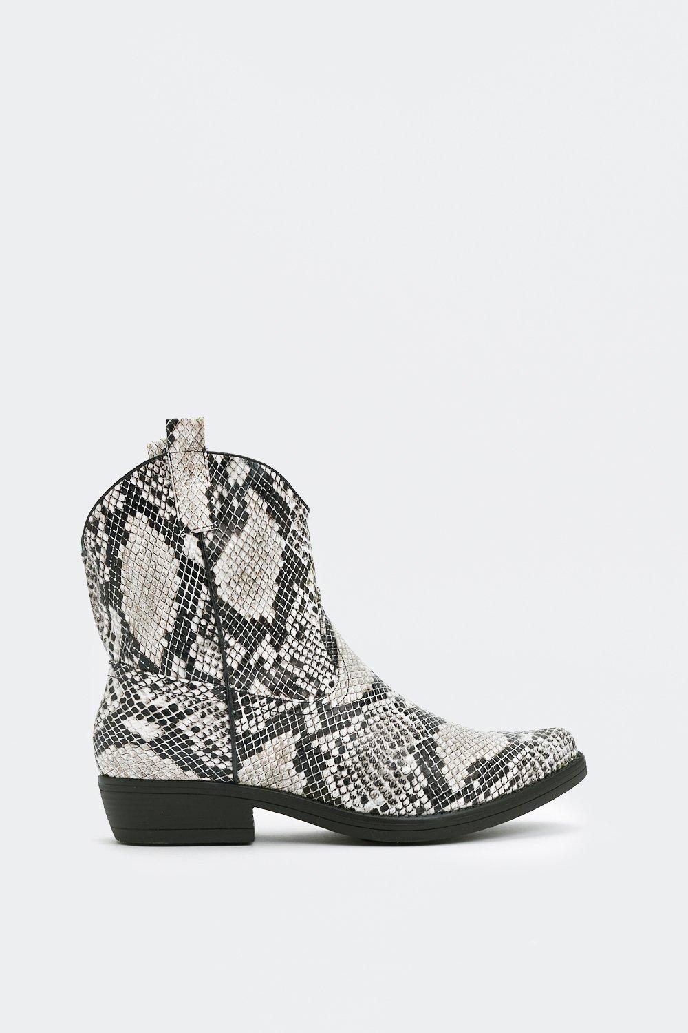 bottes peau de serpent