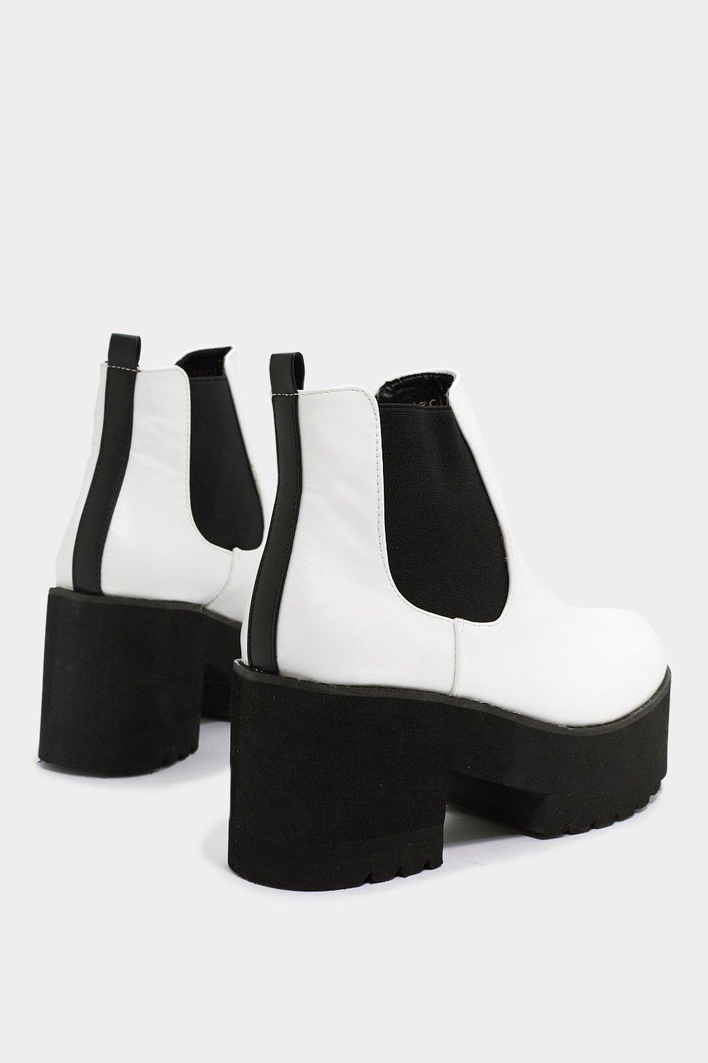 top of the world platform chelsea boot