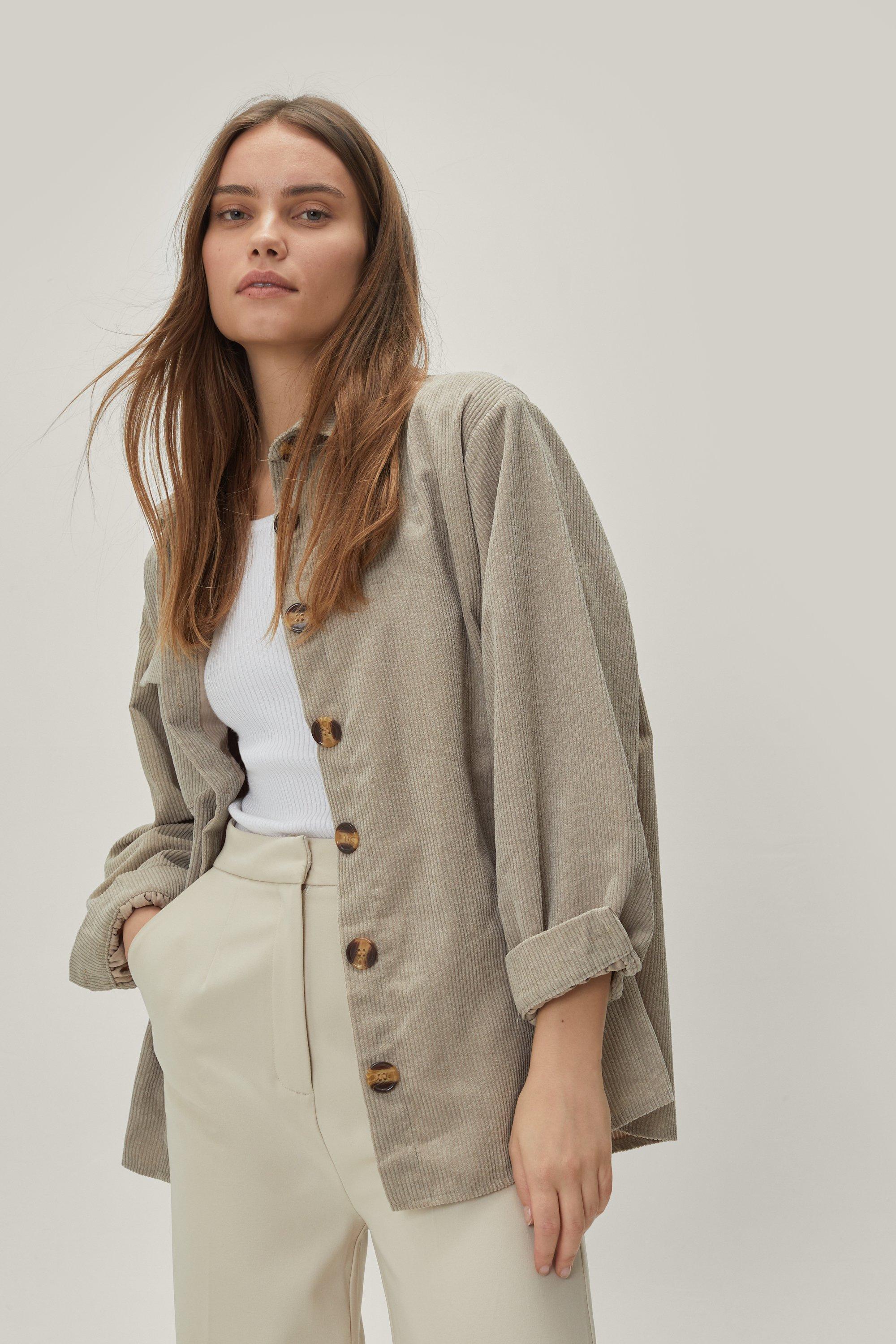 oversized beige sweatshirt