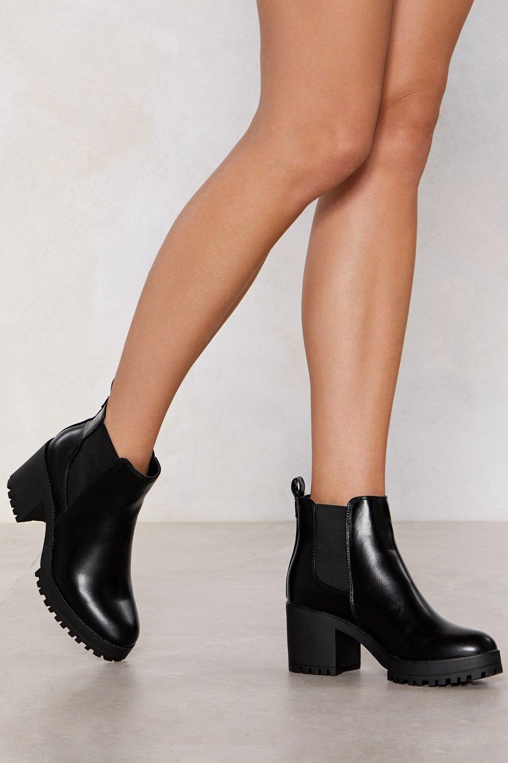 chelsea boots nasty gal