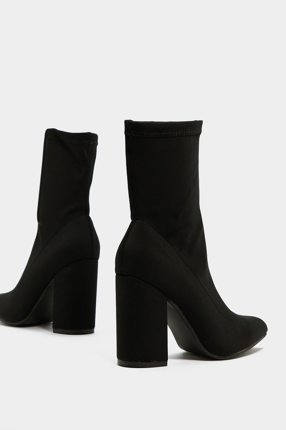 bottine chaussette talon carré
