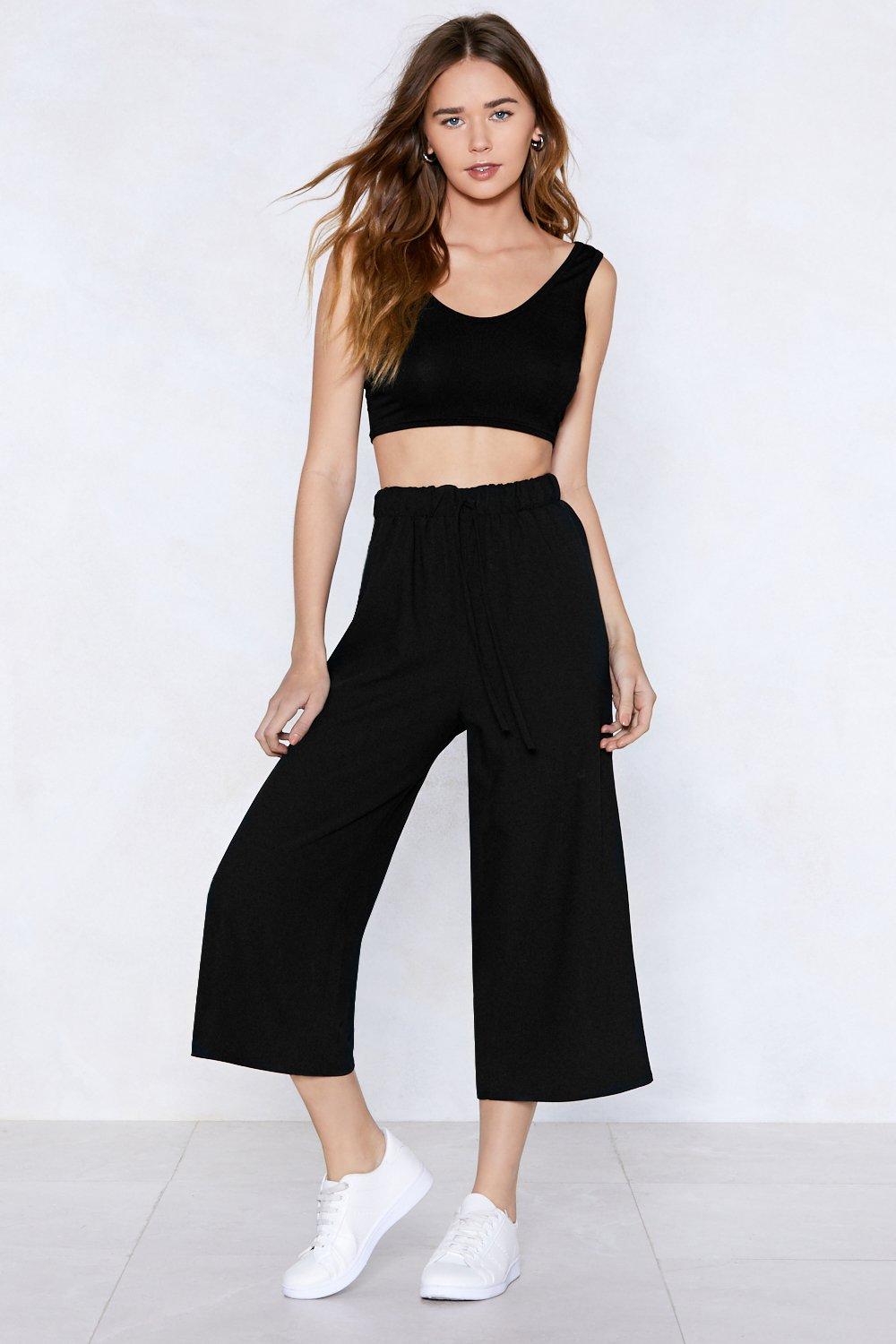 black culotte jeans