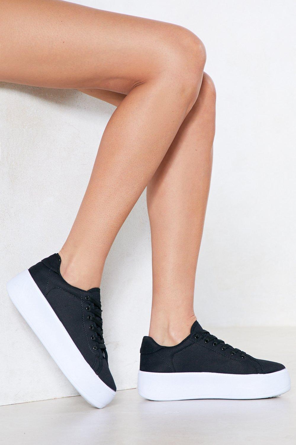 Platform Sole Sneaker with Lace-up 