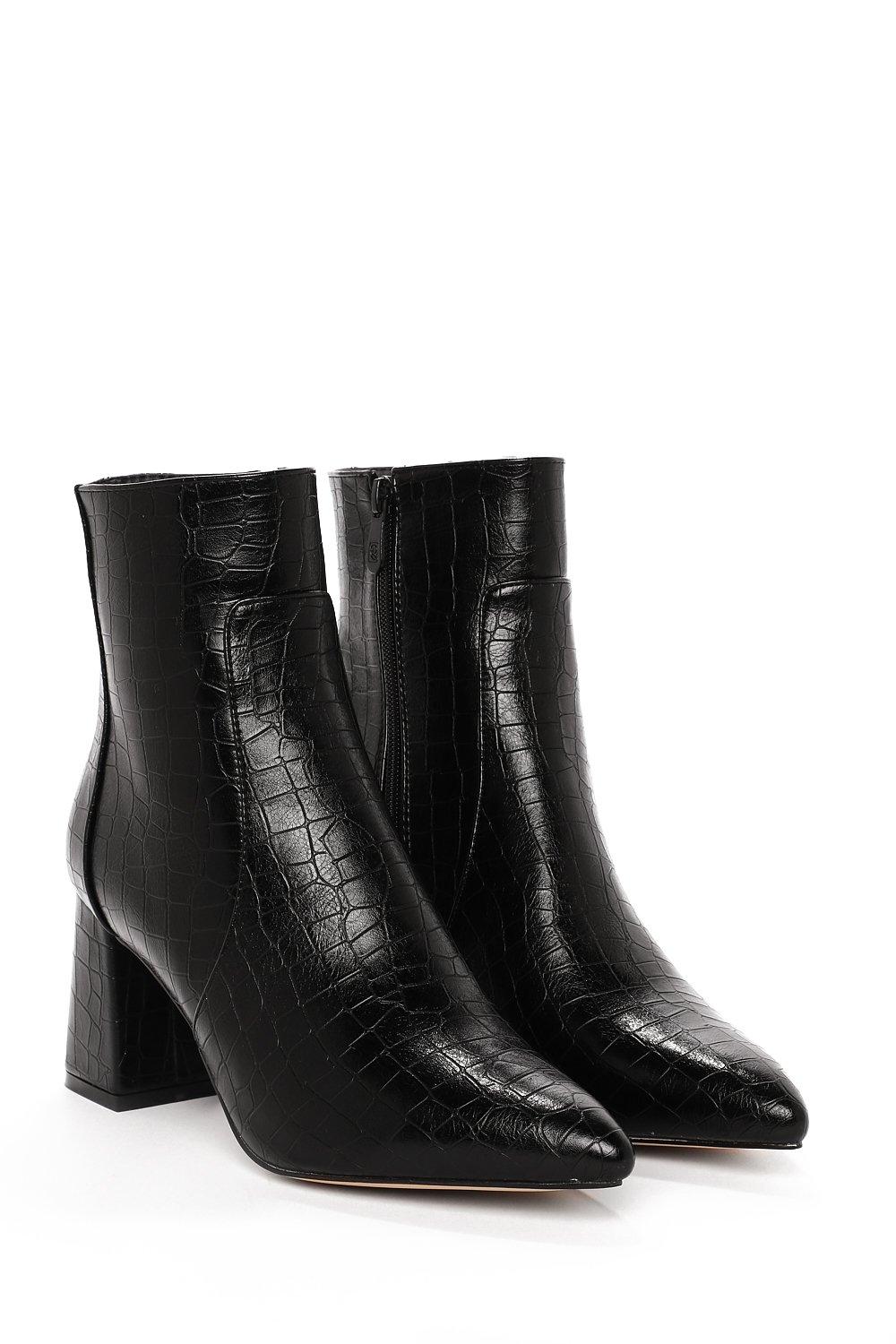 nasty gal croc boots