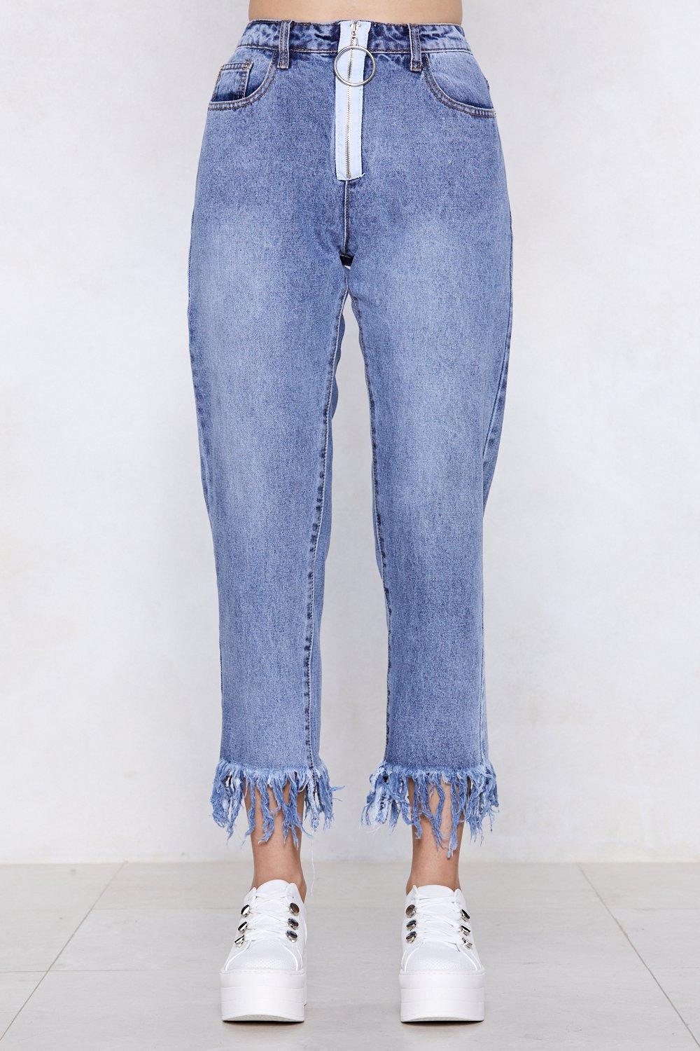 frayed hem jeans