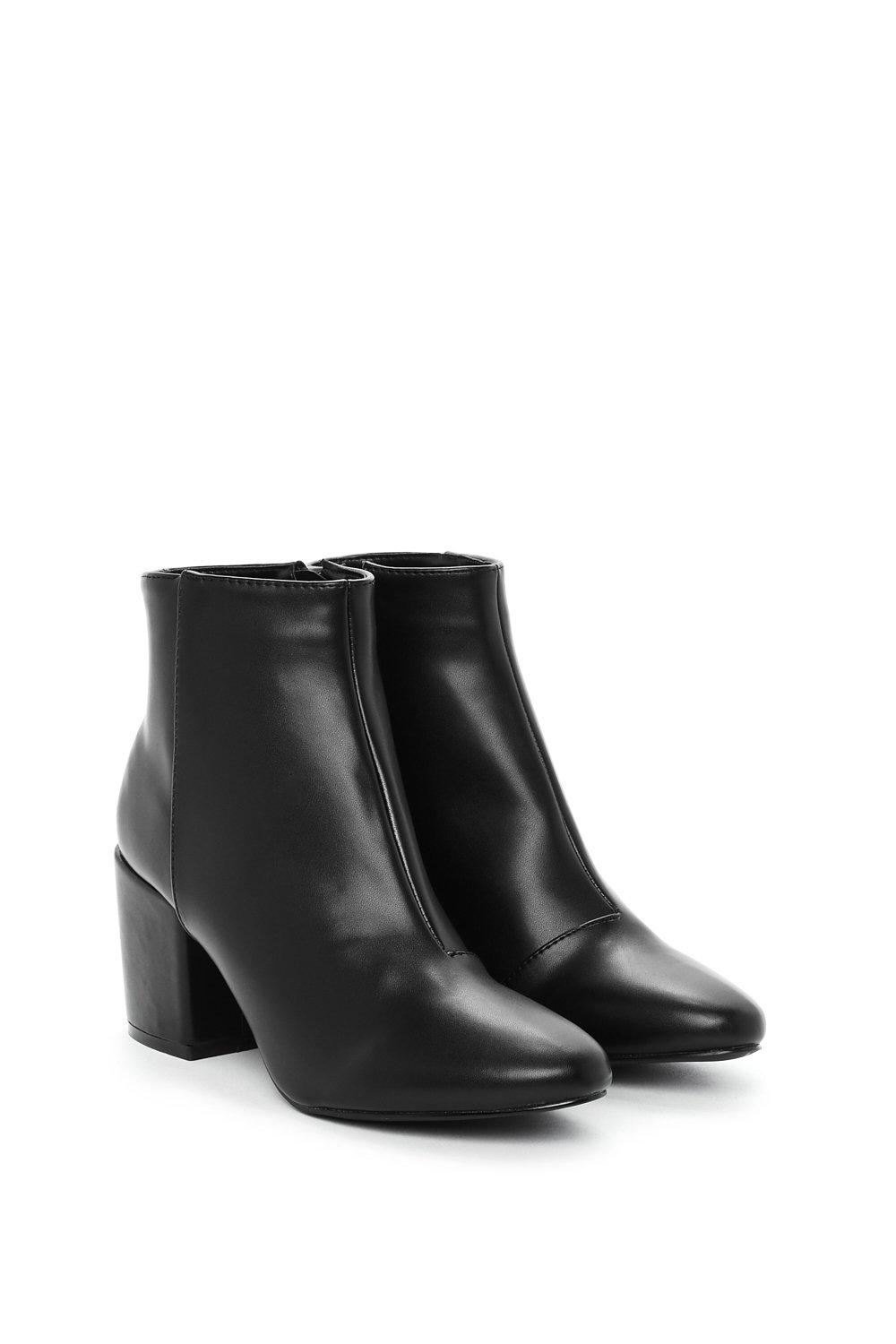 simple black leather boots