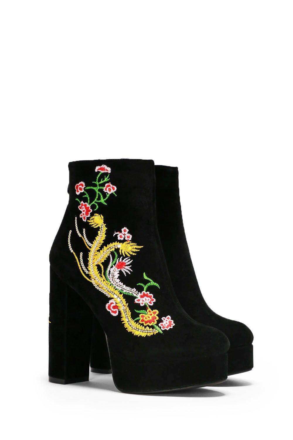 Walking On Sunshine Floral Boot Nasty Gal