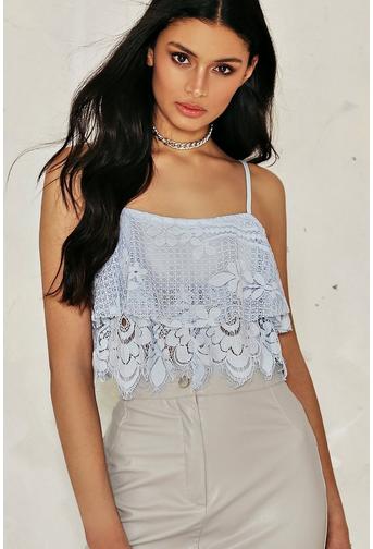 Crop Tops & Bralettes | Shop The Latest Cropped Tops At Nasty Gal