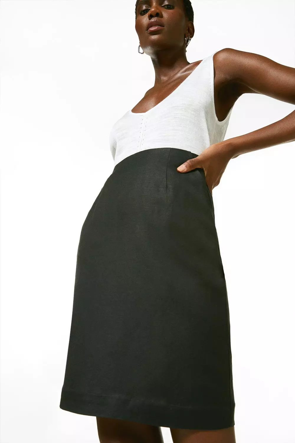 Short black linen clearance skirt