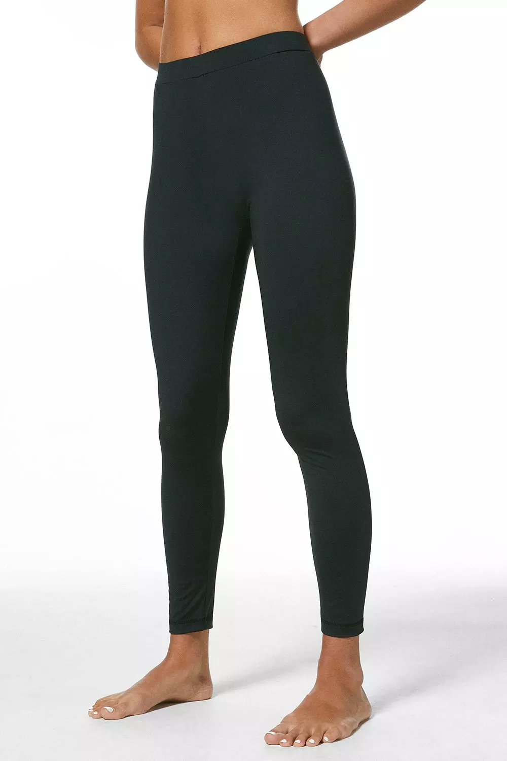 Petite Smoothing Essential Leggings