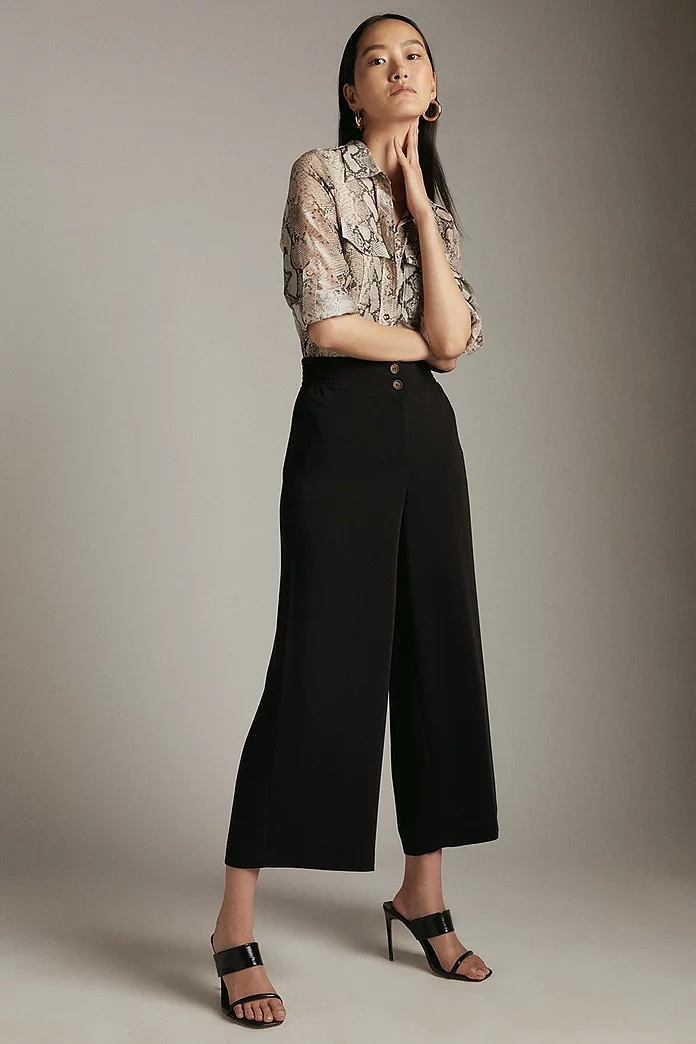 Essential Tailored Cropped Wide Leg Pants