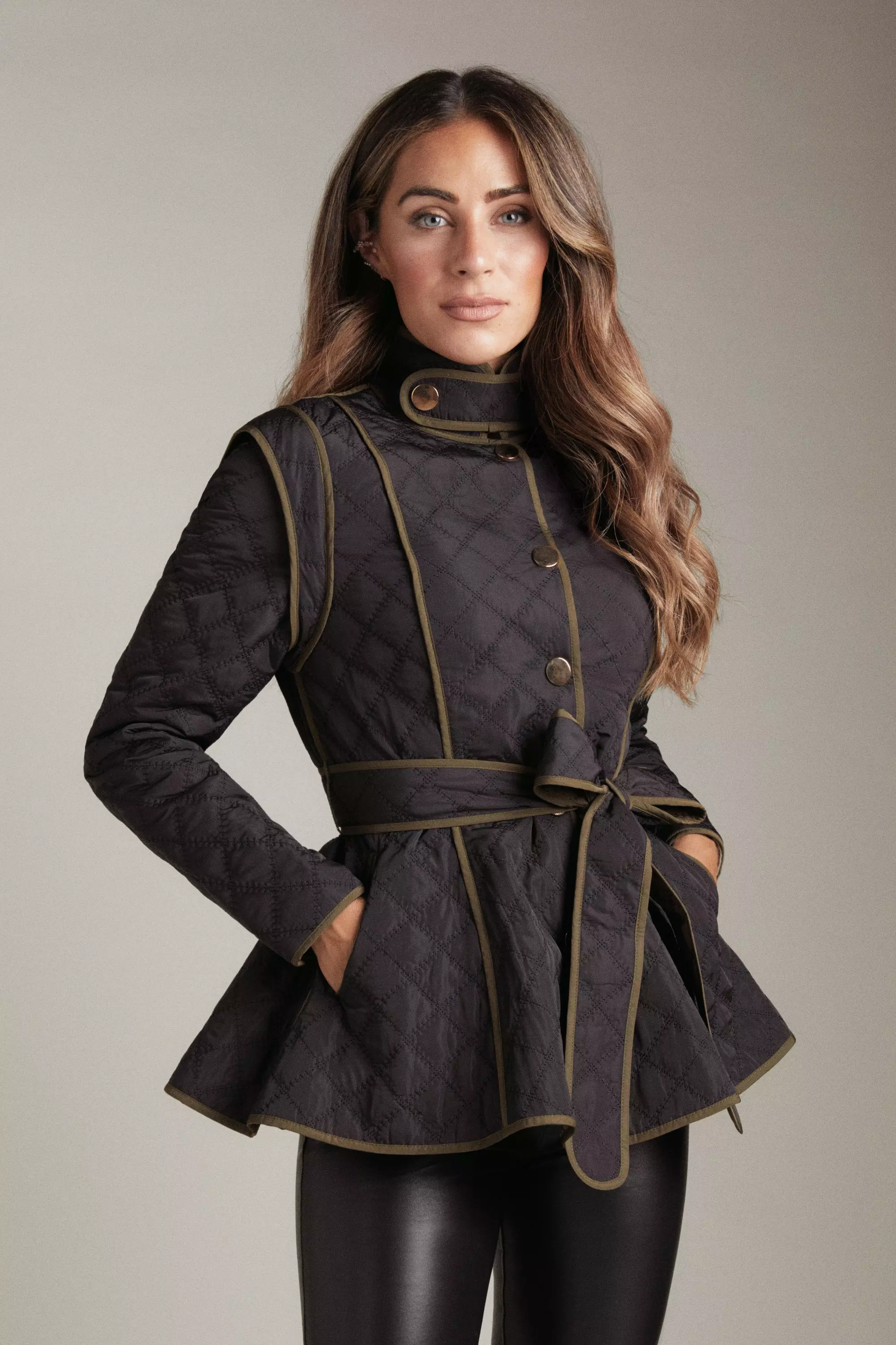 Karen millen outlet black quilted coat