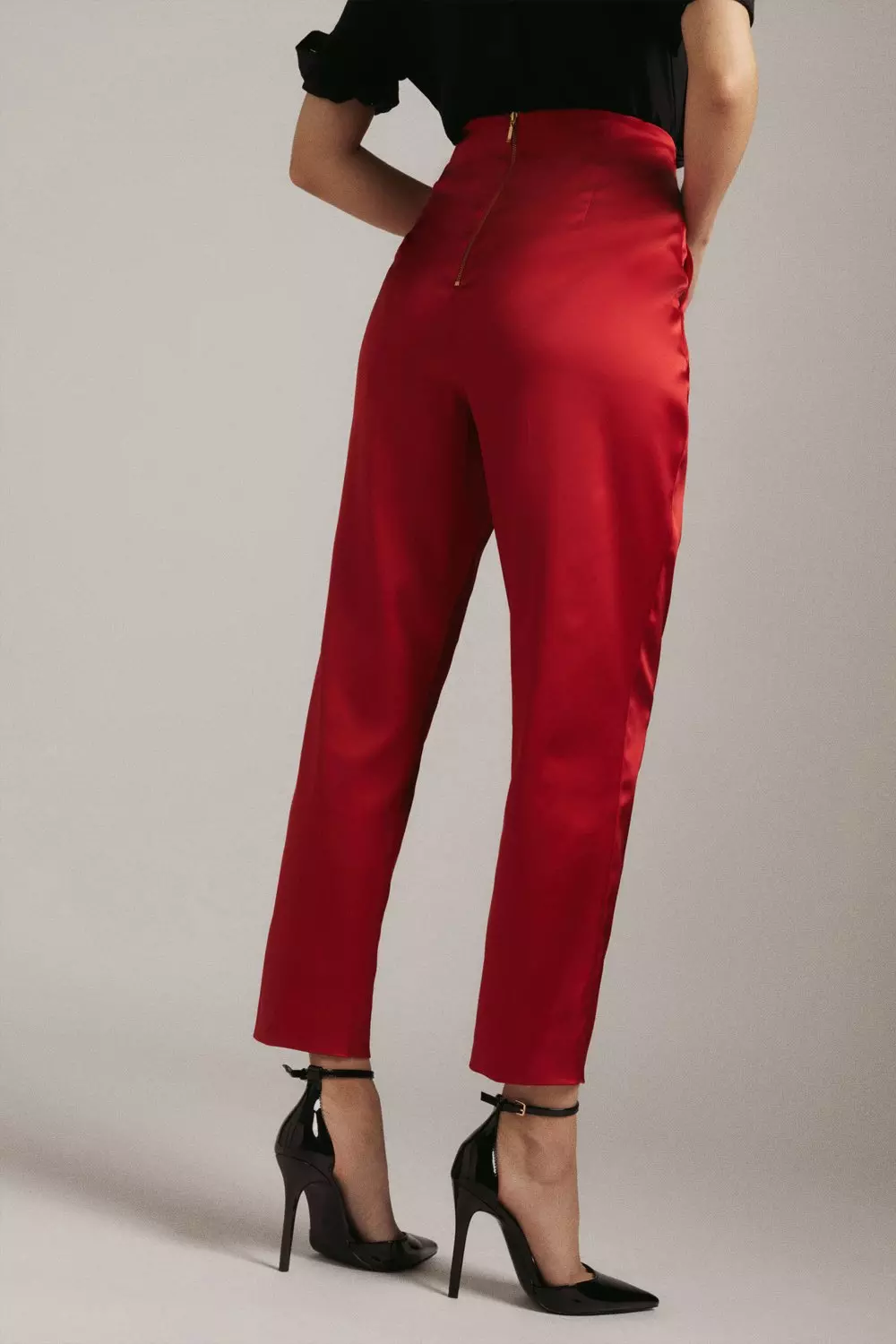 RED HAMMERED SATIN PANTS