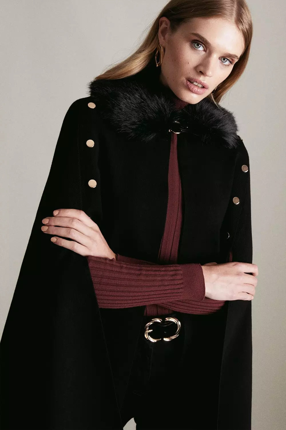 Faux Fur Collar Knitted Cape