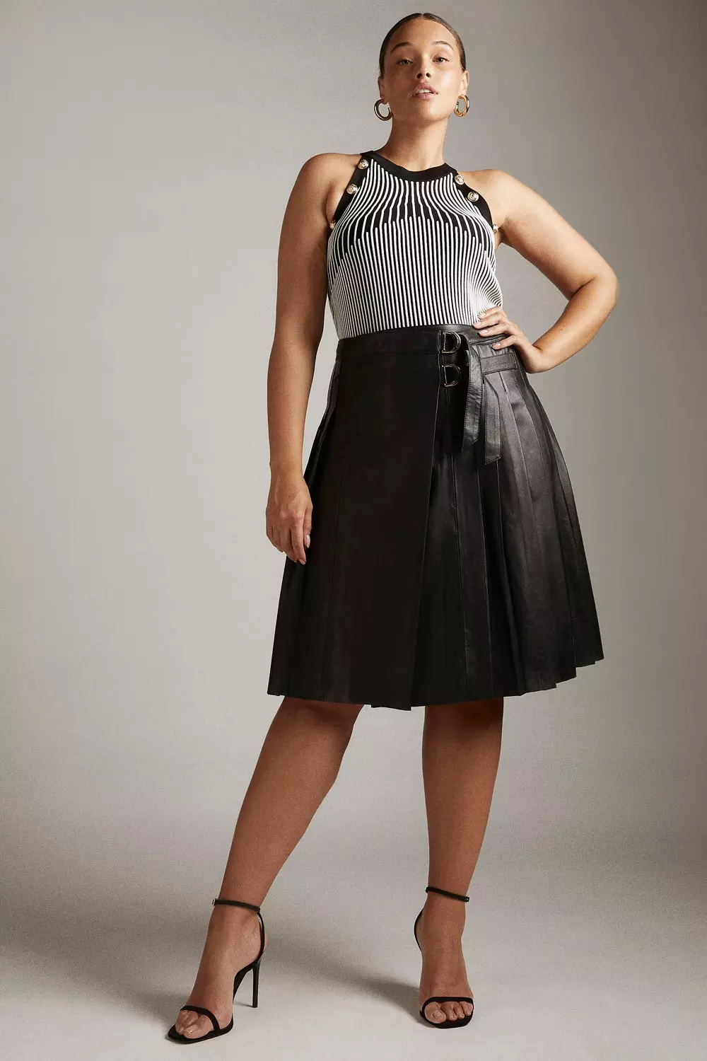 baseball Ledsager Lår Plus Size Leather Pleated Kilt Midi Skirt | Karen Millen