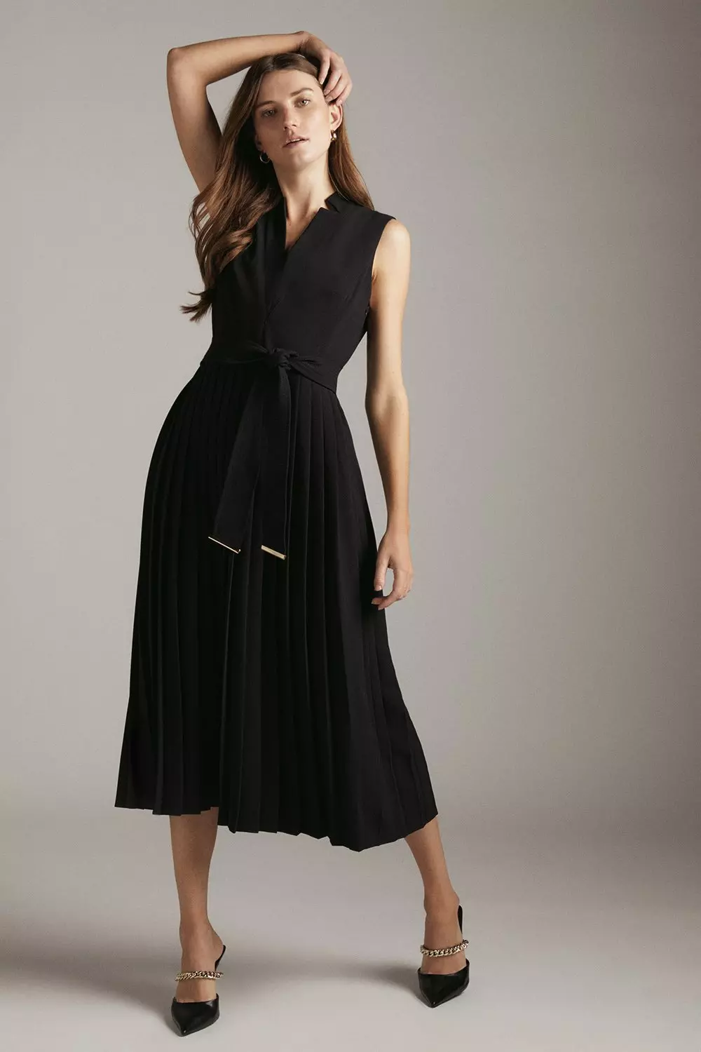 Sleeveless pleated midi sales dress