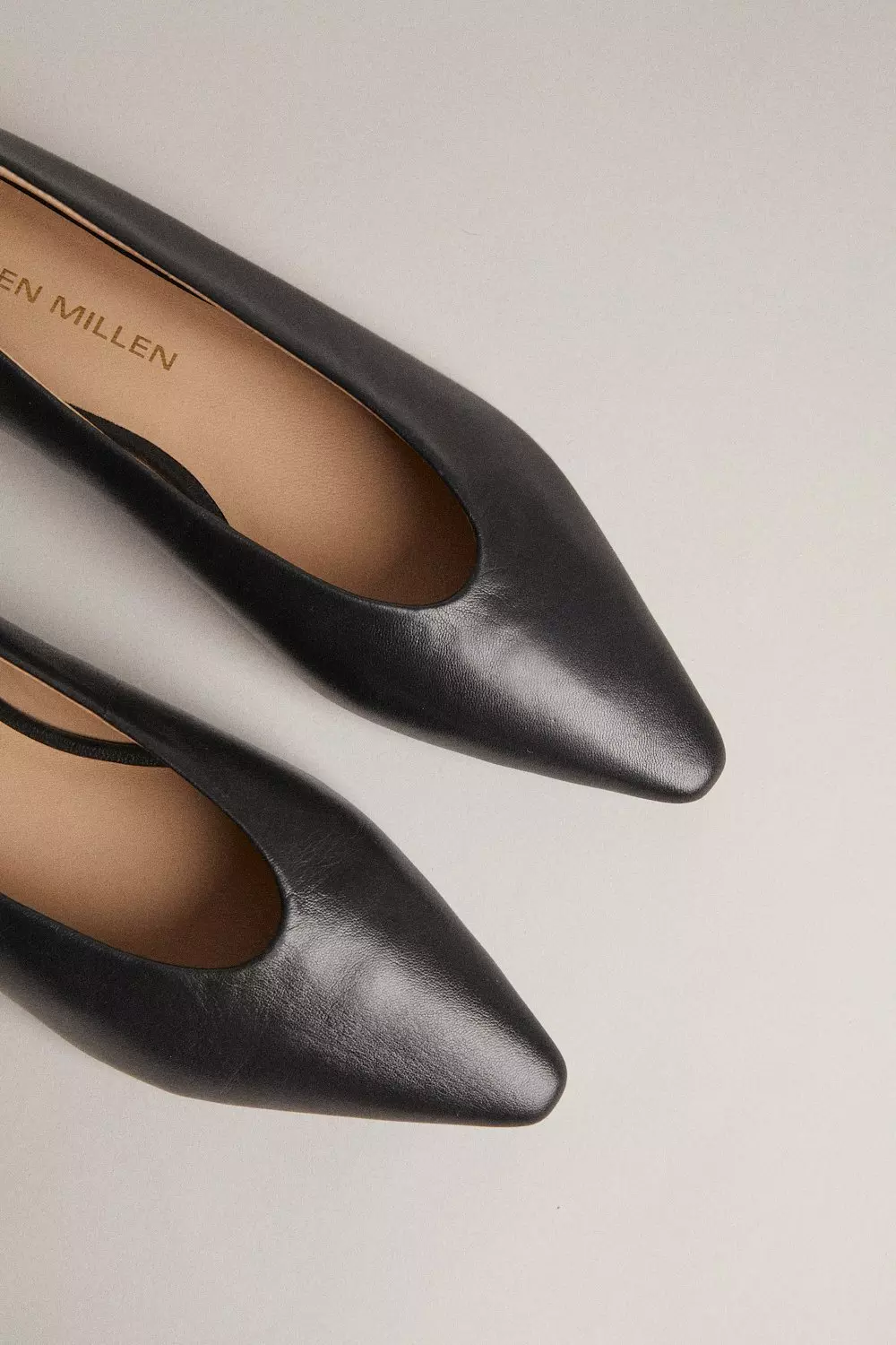 Gray pointed sales toe flats